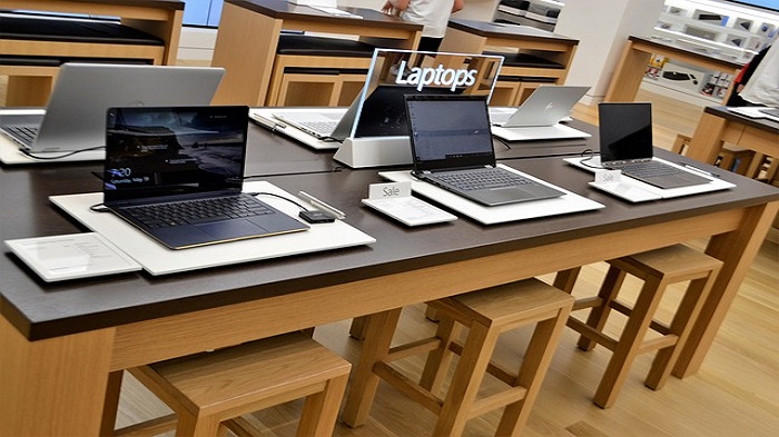 bureau-open space-ordinateurs-louer des bureaux meublés-activsolutions
