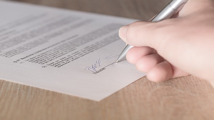 signature de contrat-droit du travail à Madagascar-activsolutions