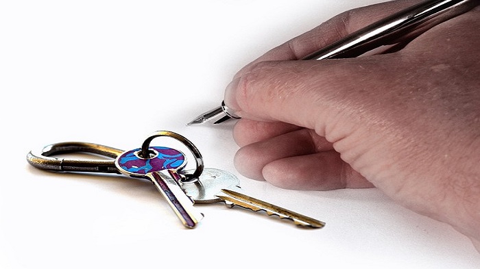 signature contrat-main-clé-document-entreprise de domiciliation-activsolutions