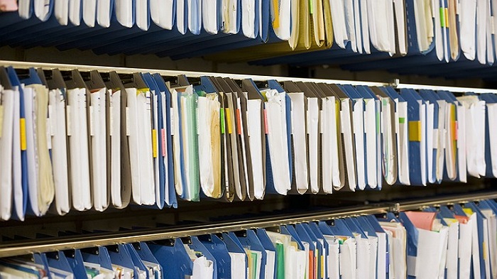 étagère-documents-bureau de domiciliation à Madagascar-activsolutions