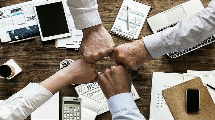 collaboration-équipe-louer un coworking à Madagascar-activsolutions