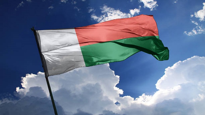 illustration 3D du drapeau de Madagascar - créer une société en ligne - Activ Solutions