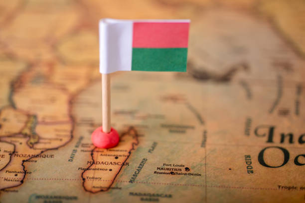 Drapeau de Madagascar sur la carte du monde - portage salarial - Activ Solutions
