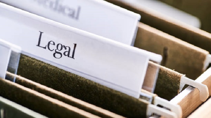 Classes et dossiers dans un tiroir de bureau - création société Madagascar - Activ Solutions