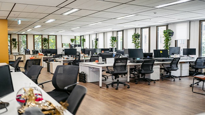 intérieur d'un bureau équipé - bureaux flexibles Madagascar - Activ Solutions